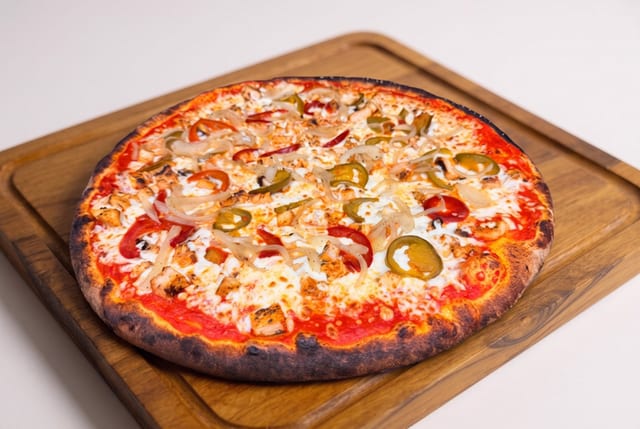 Siciliano Chicken Pizza.